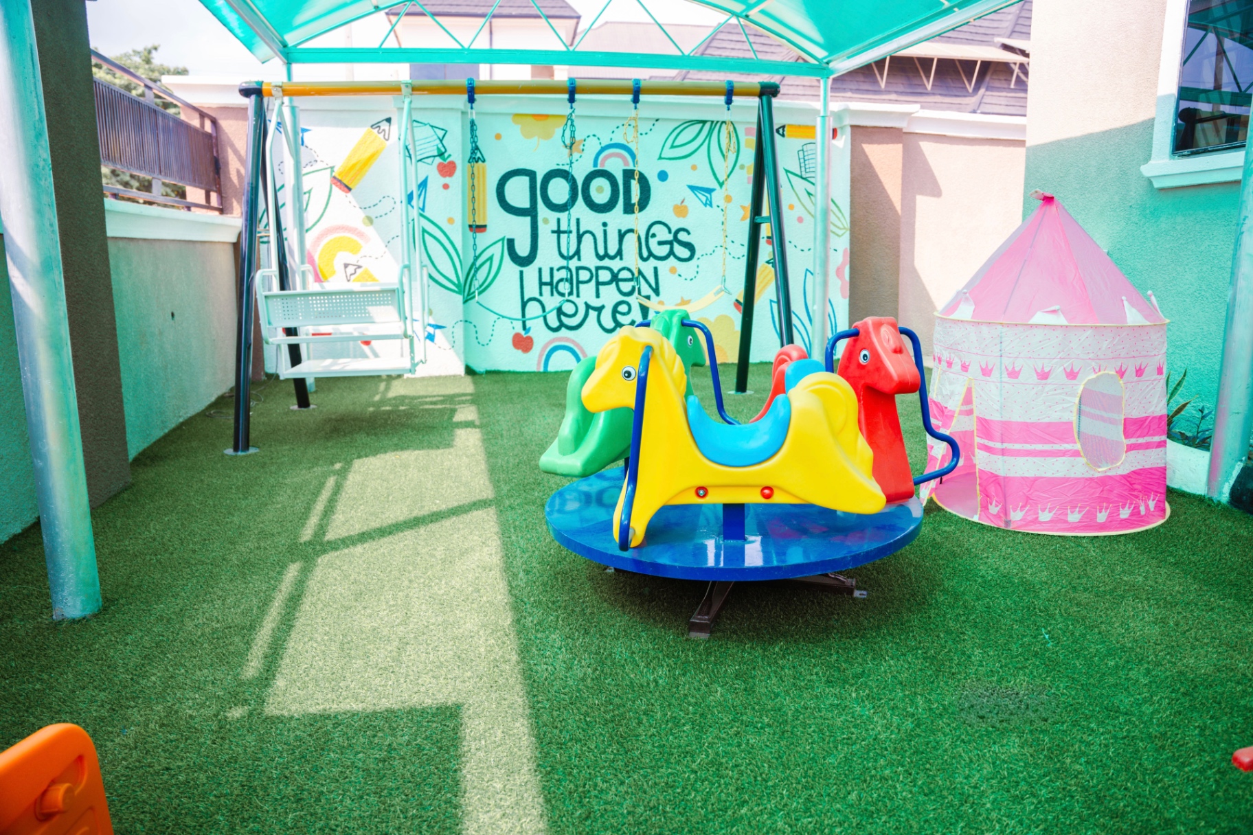 Playground & outdoor learning